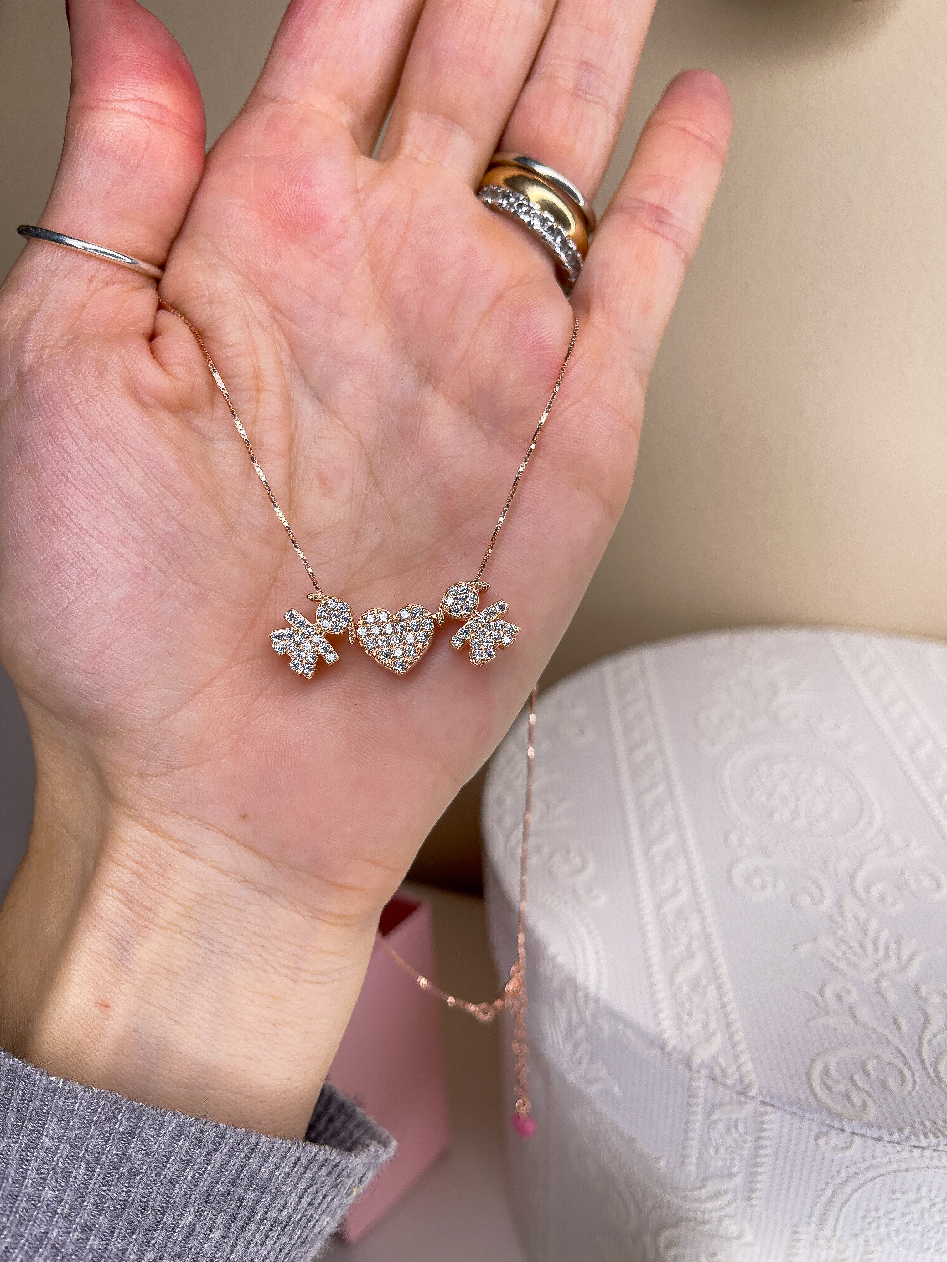 Collana Bebe di Zirconi Passanti con Cuore Pavè