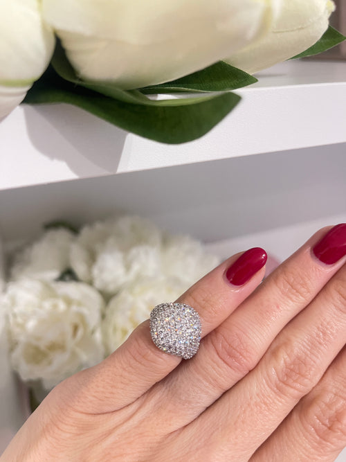 Anello Chevalier Pavè di Cubic Zirconia Artigianale