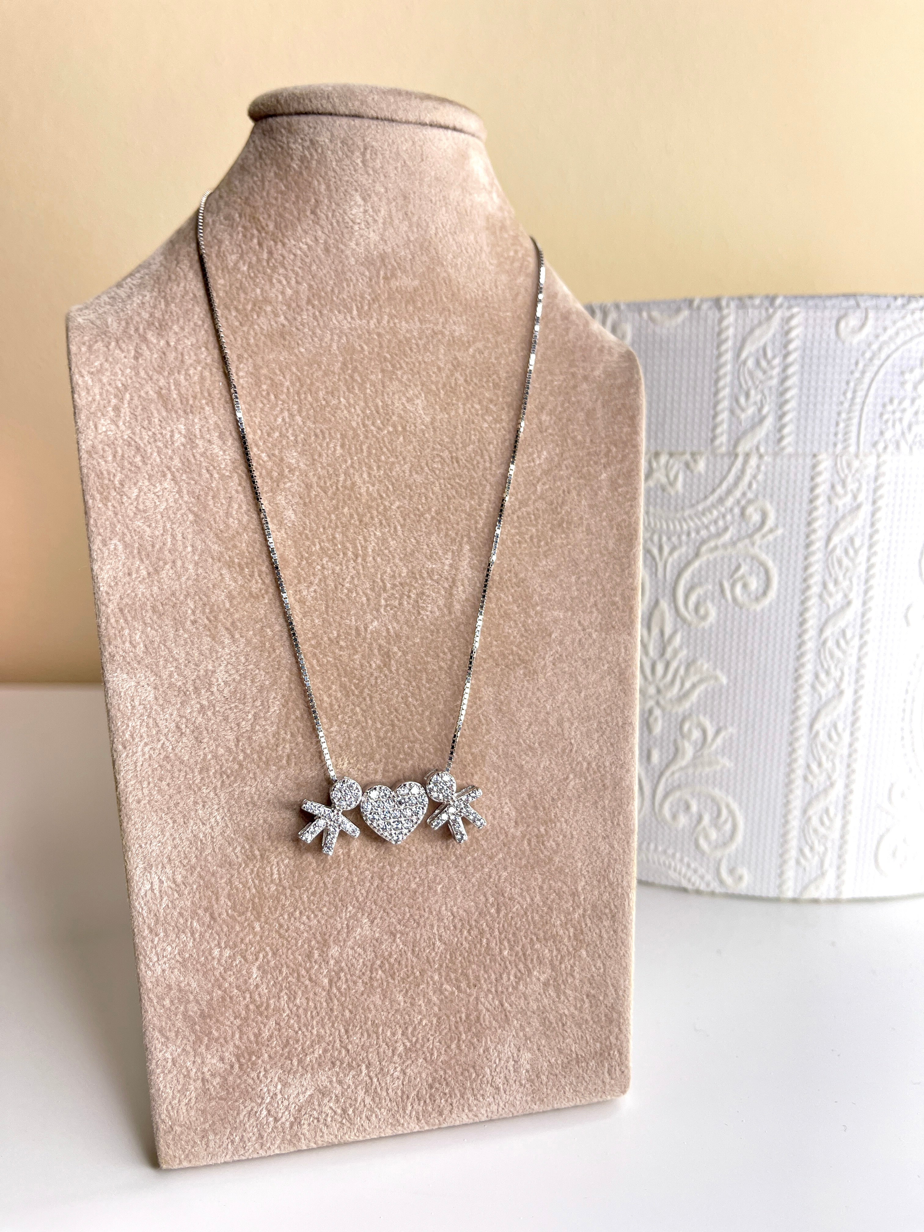 Collana Bebe di Zirconi Passanti con Cuore Pavè