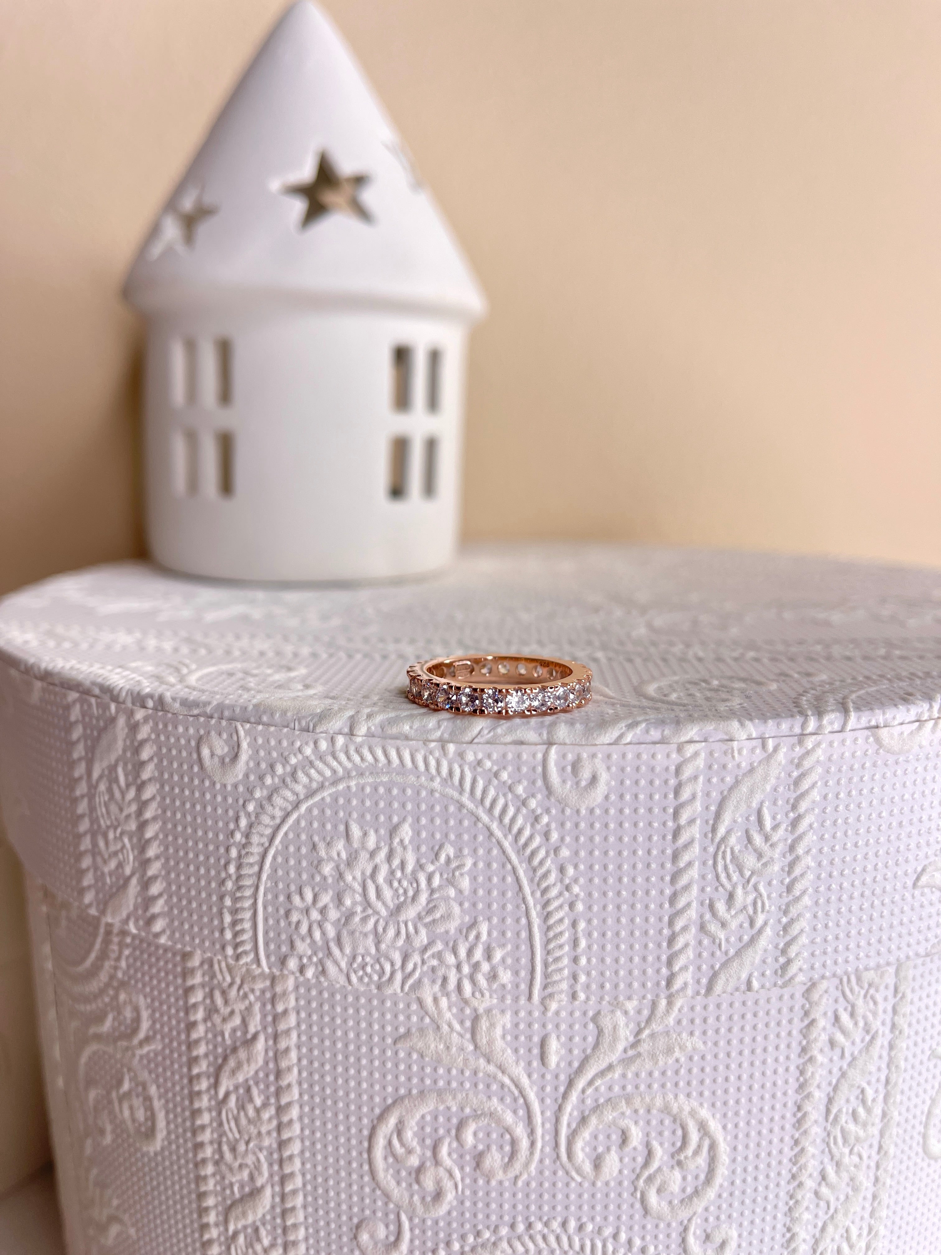 Veretta con Pietre Cubic Zirconia da 3 mm.