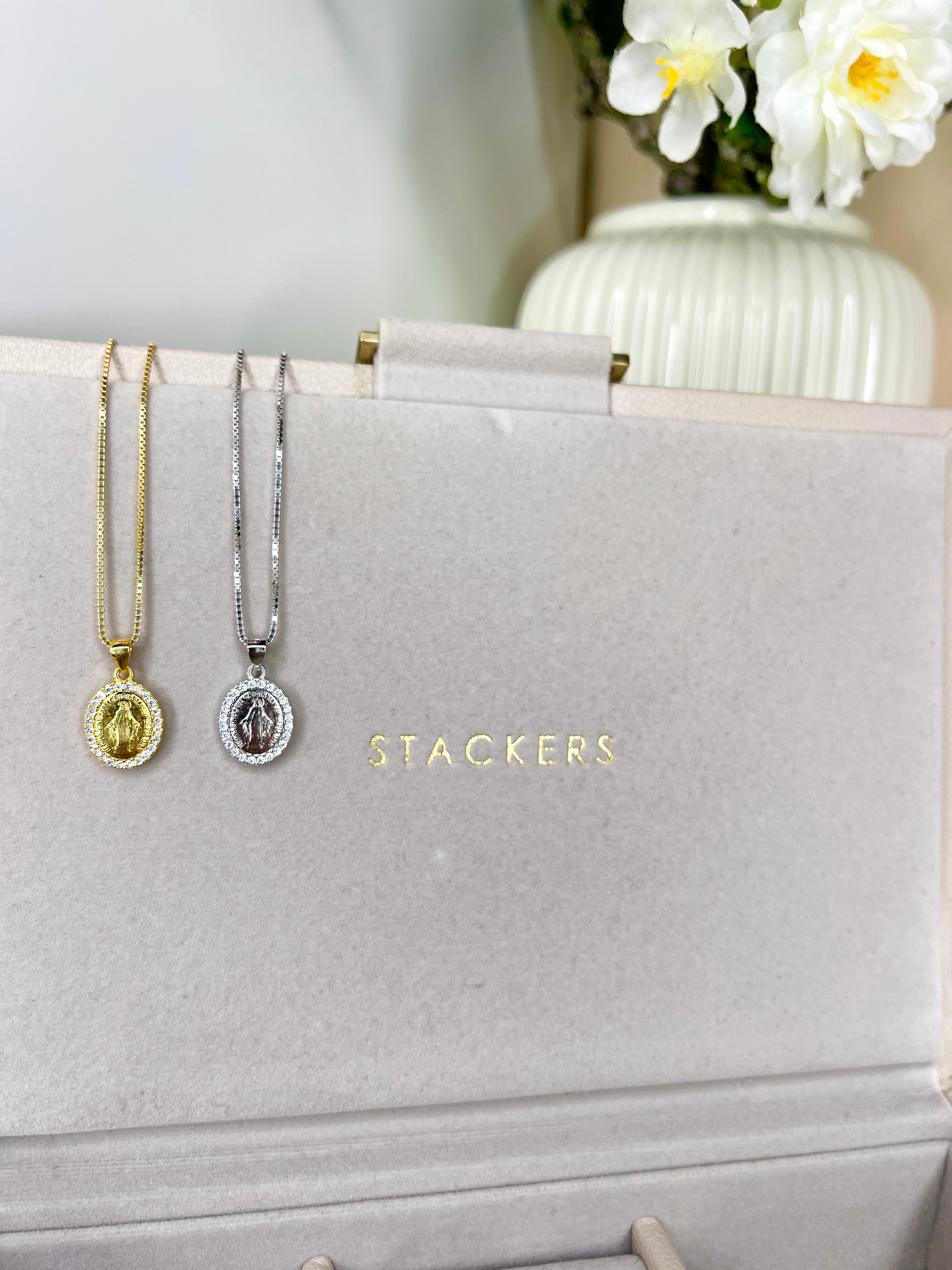 Collana Madonnina con Zirconi