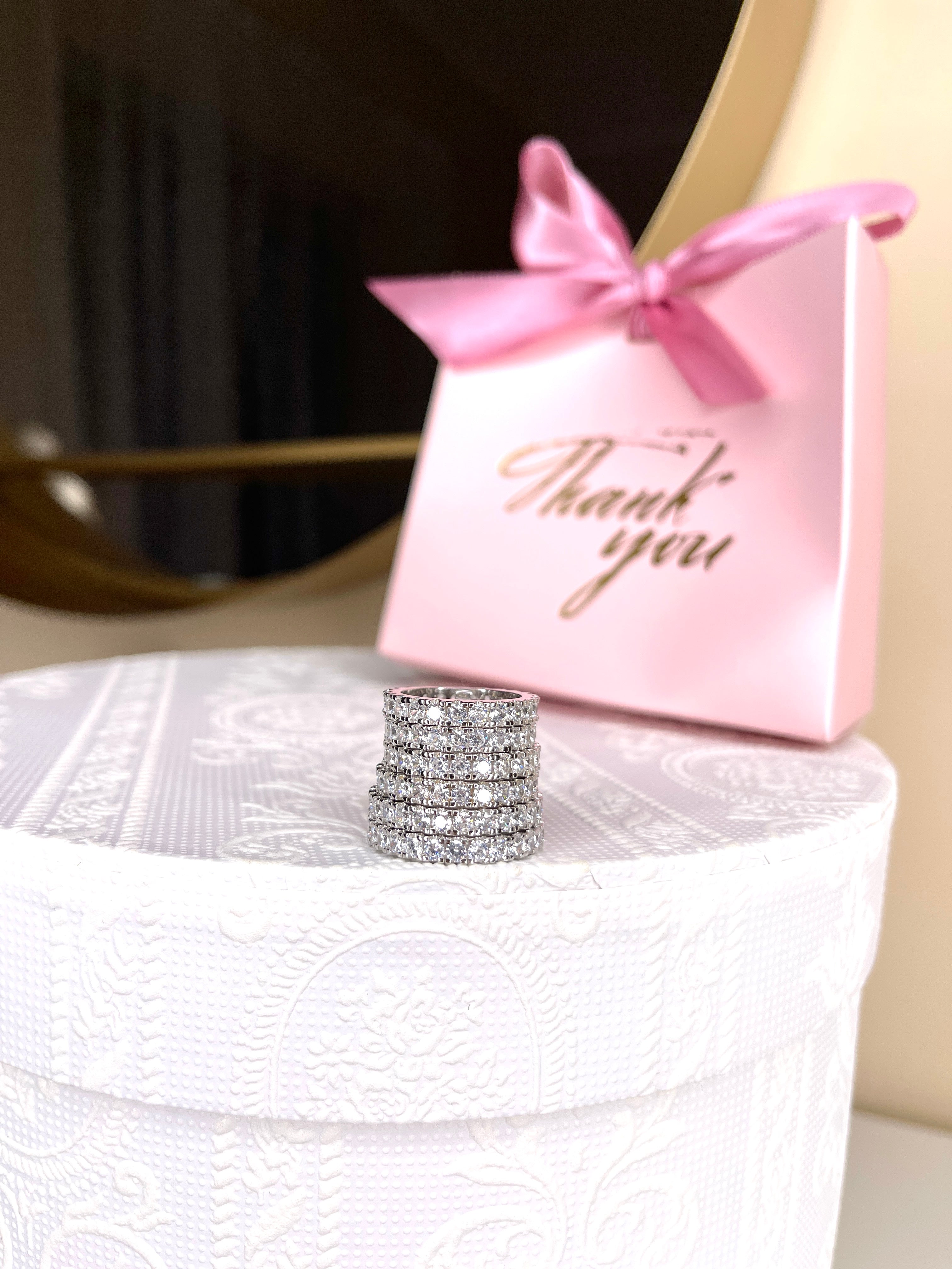 Veretta con Pietre Cubic Zirconia da 3 mm.