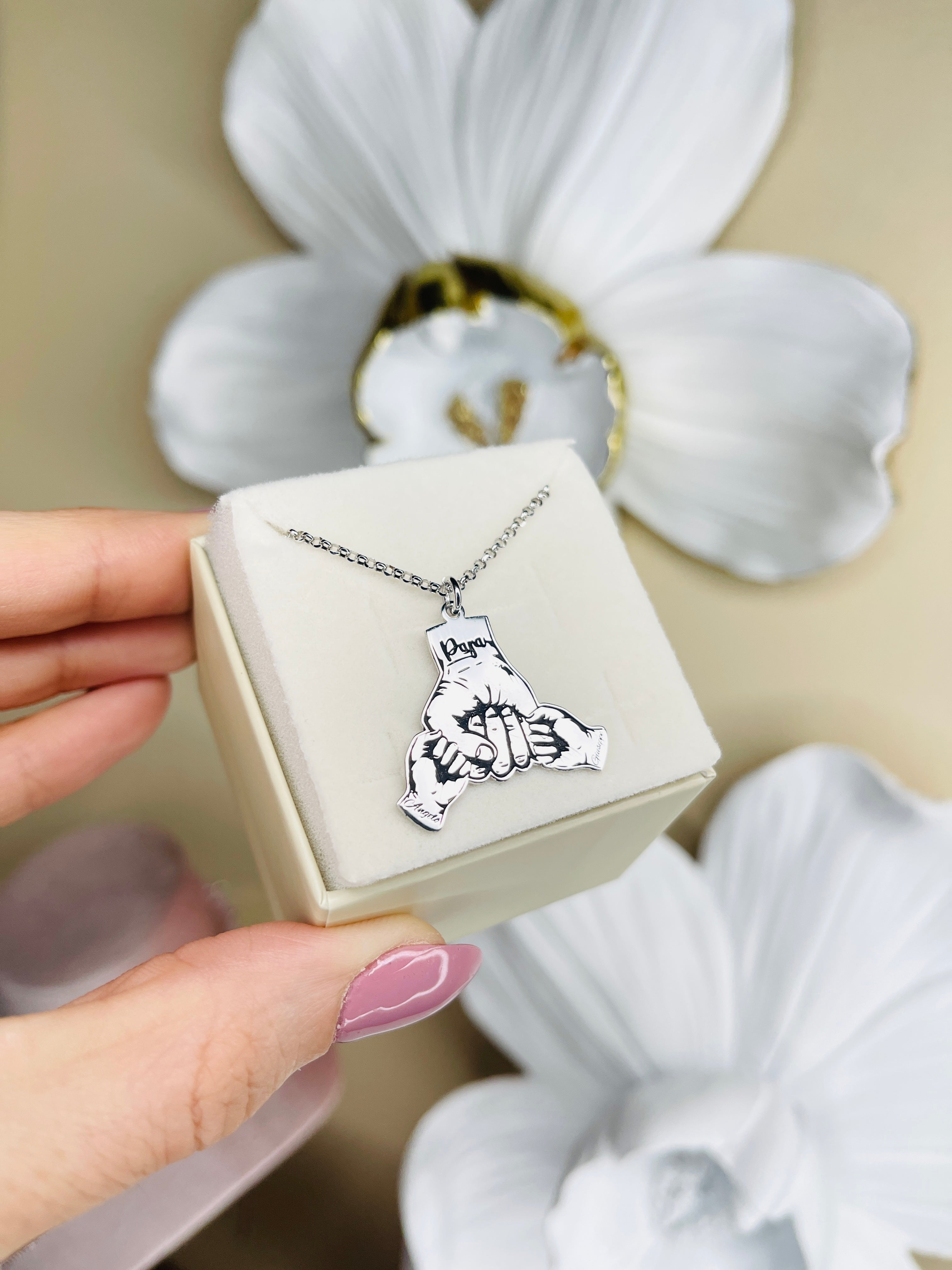 Collana Pugnetti