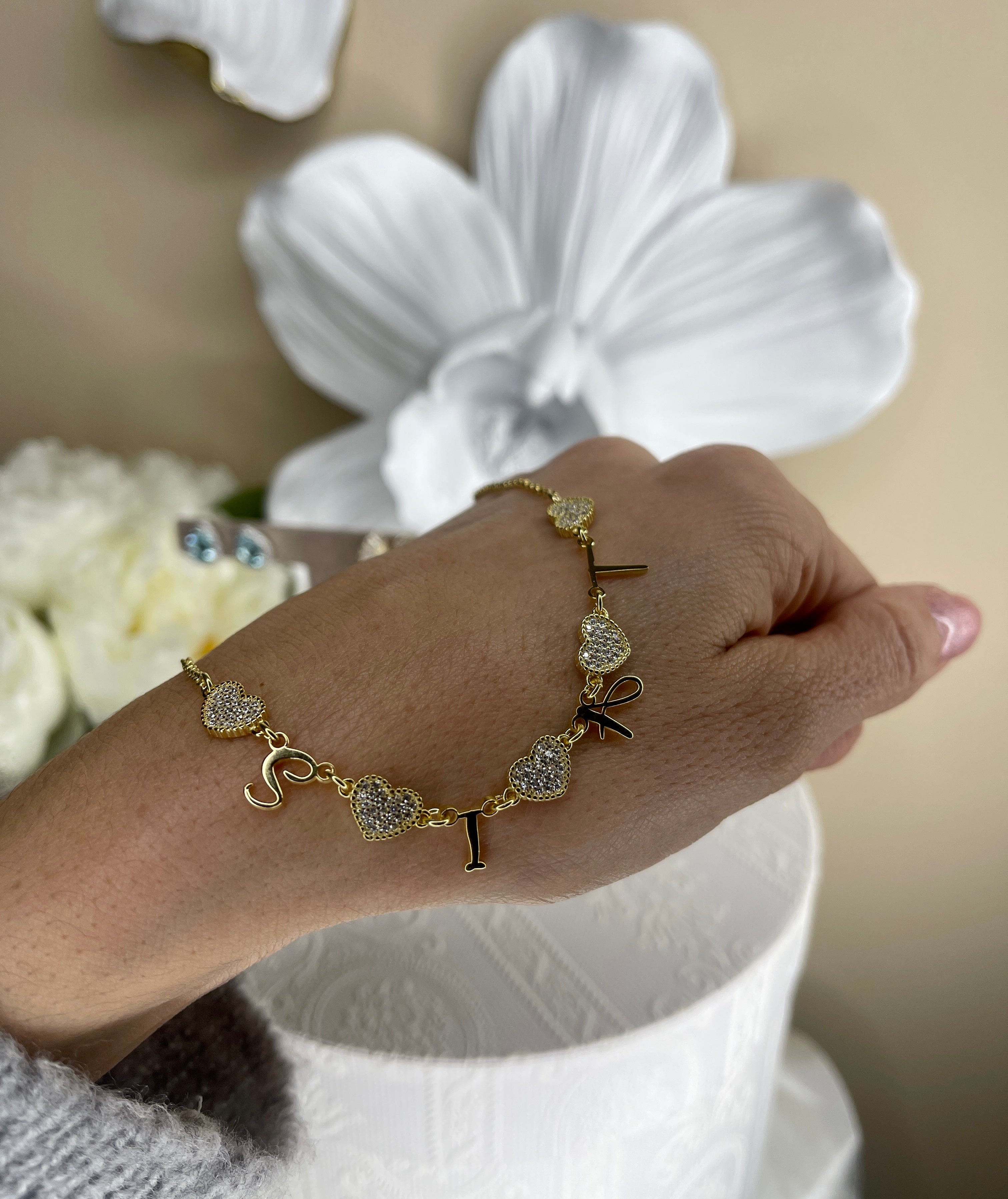 Collana Multi Iniziali con Cuoricini Pavè