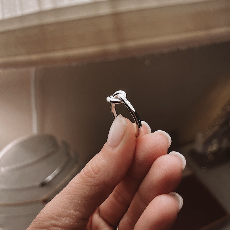 Anello Nodo Medio Artigianale Personalizzato